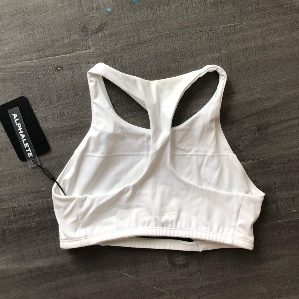 Alphalete sports bra